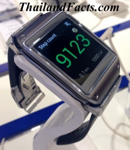 Samsung-Galaxy-Gear-Smart-Watch-Thailand05