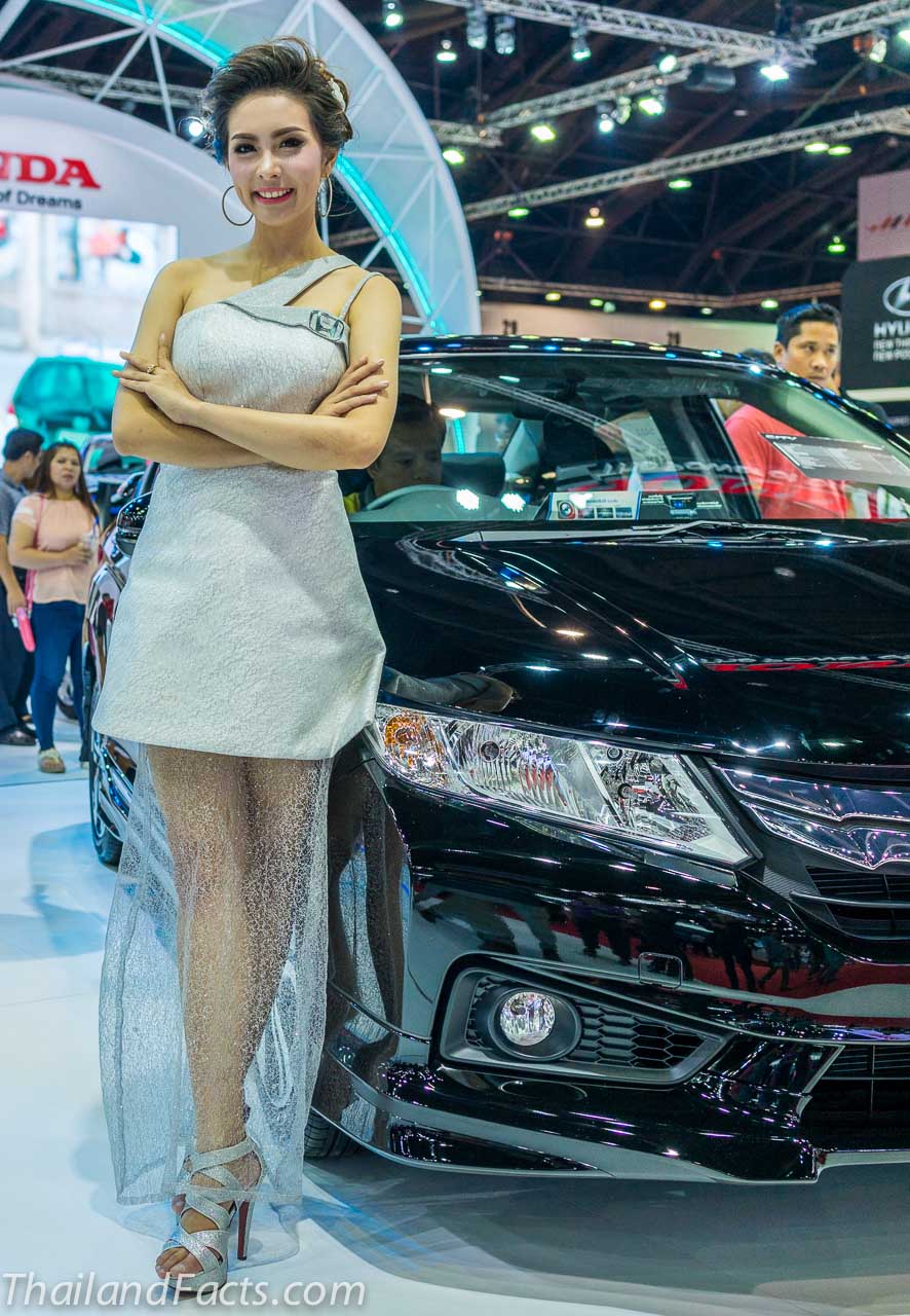 Models-Bangkok-Motor-Show-2014-IMPACT-Thailand-13