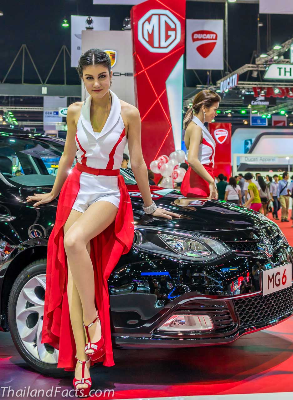 Models-Bangkok-Motor-Show-2014-IMPACT-Thailand-16