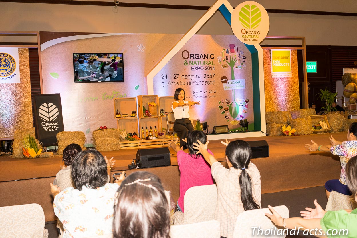 Organic-Expo-Bangkok-2014-Thailand-Queen-Sirikit-10
