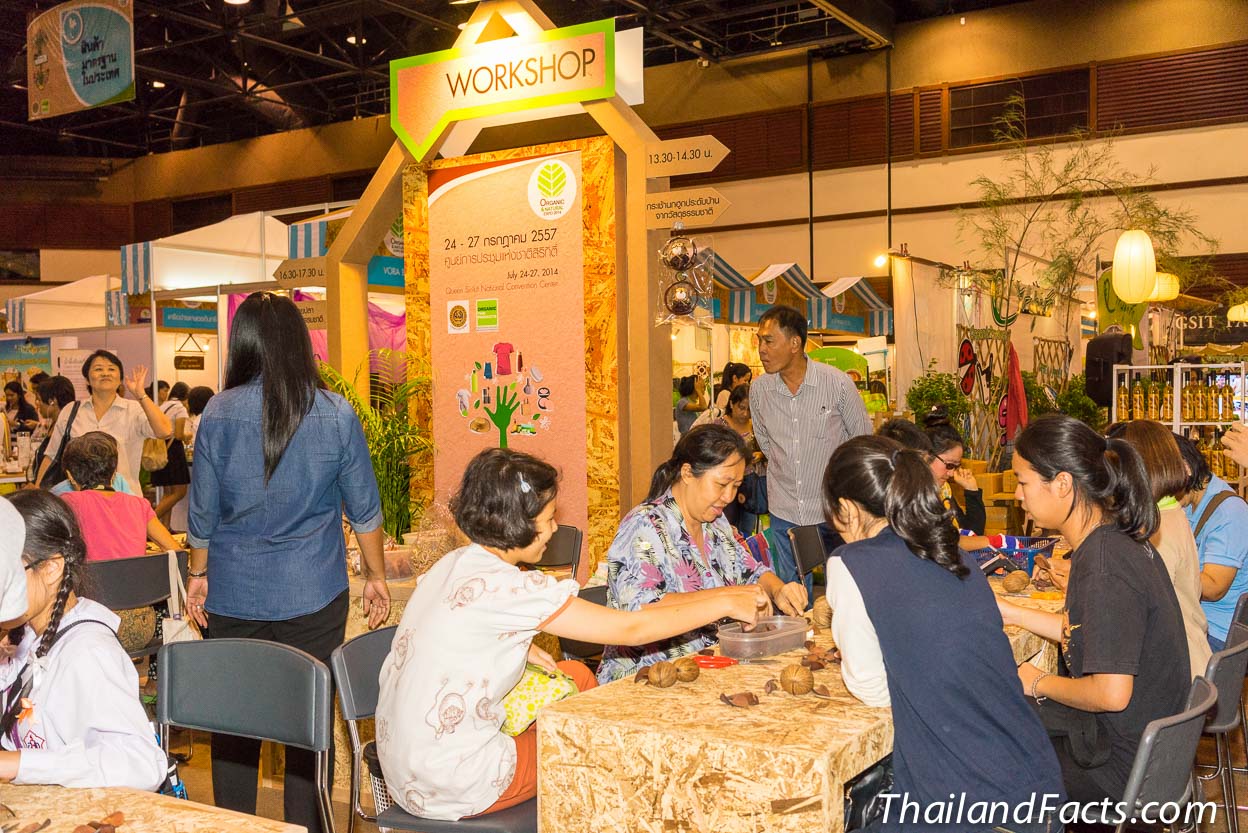 Organic-Expo-Bangkok-2014-Thailand-Queen-Sirikit-11