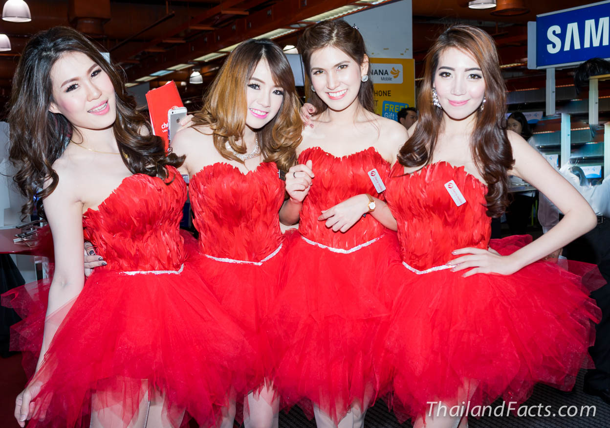 Thailand-Mobile-Expo-2014-Bangkok-Pretty-Model-14