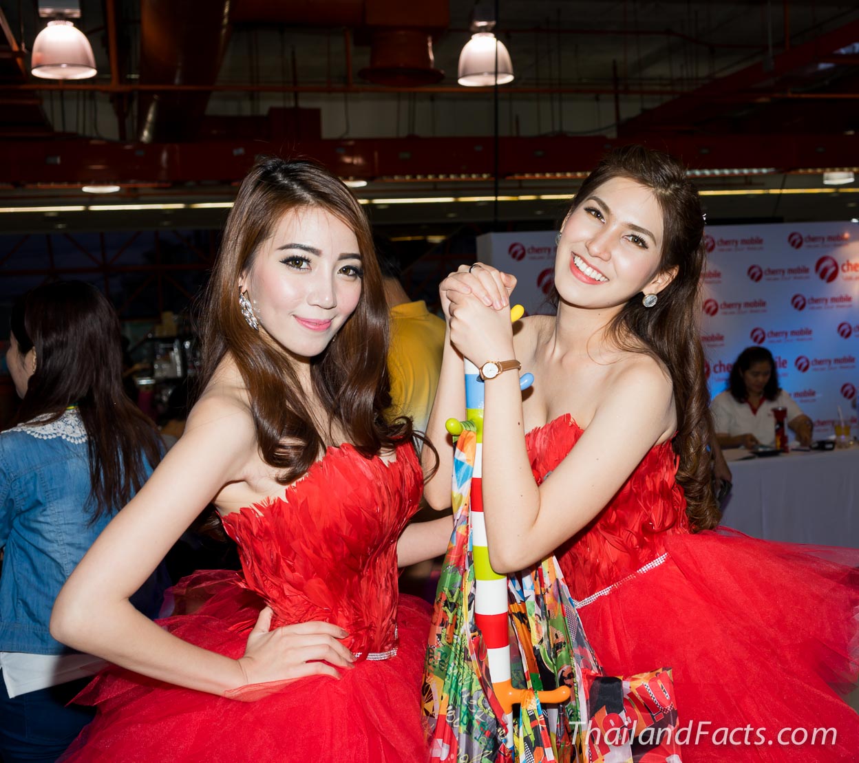 Thailand-Mobile-Expo-2014-Bangkok-Pretty-Model-3
